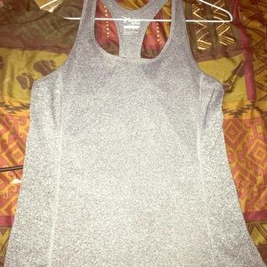 Old navy active teeshirt